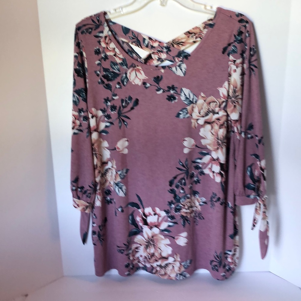 Vanilla Bay  Womens Medium  Top